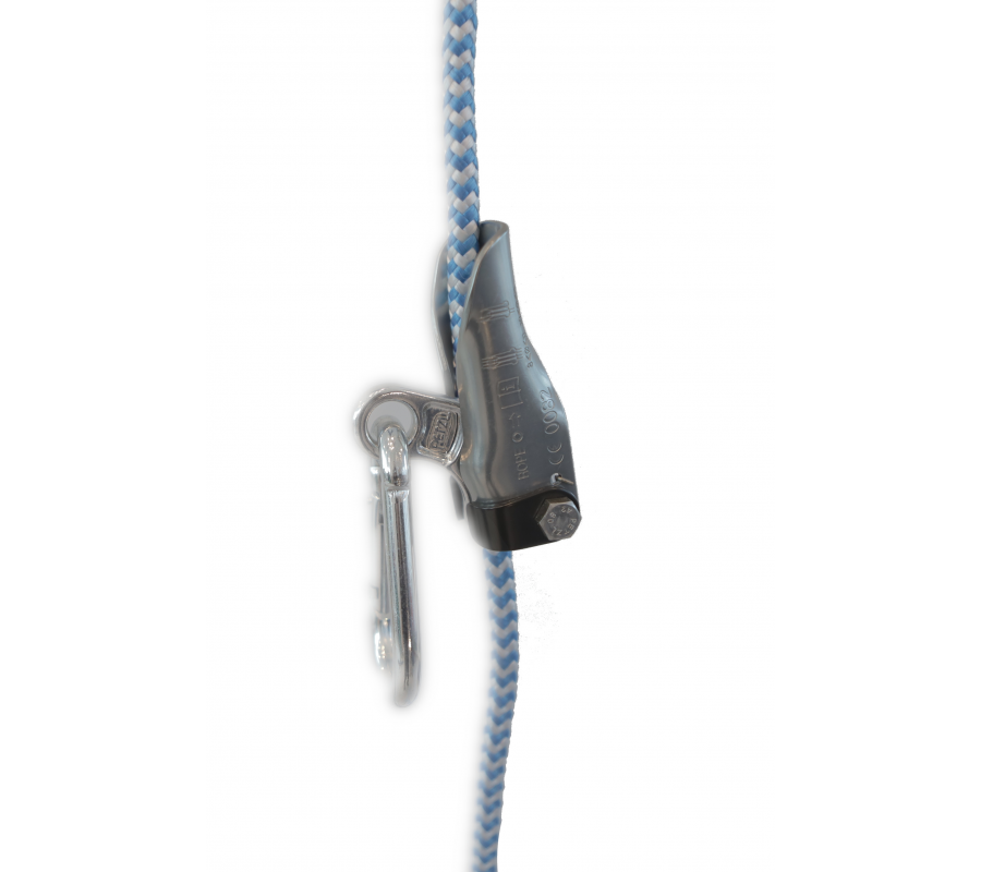 726